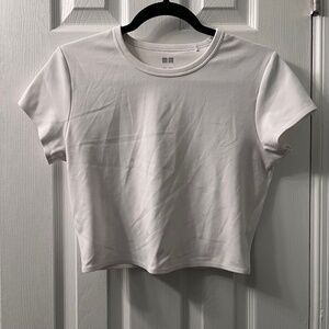 Uniqlo AIRism Soft Cropped Fitted T-Shirt in White